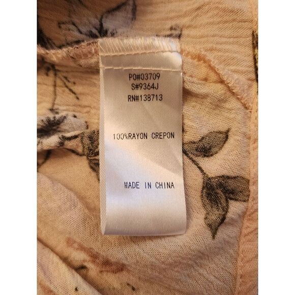 Altar'd State wrap shirt size Small - Picture 6 of 8